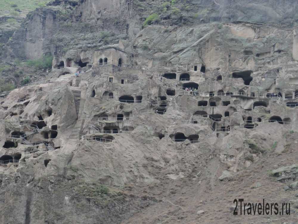 Как доехать из тбилиси до пещерного города вардзия?