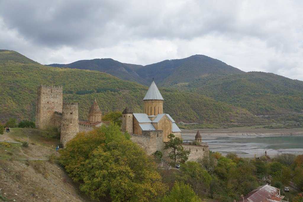 Крепость ананури (грузия): описание с фото