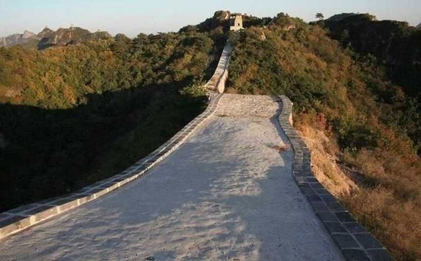 Фото Великой Китайской стены в  Большая галерея качественных и красивых фотографий Великой Китайской стены, которые Вы можете смотреть на нашем сайте