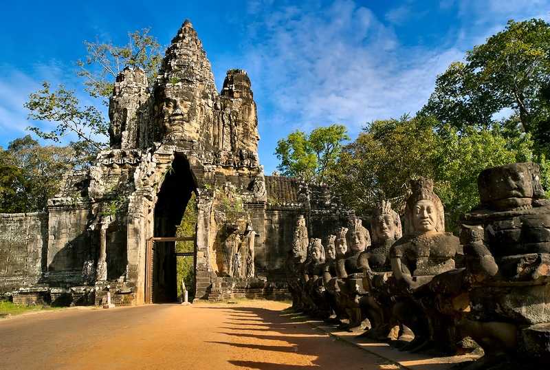 Туристические маршруты по камбодже, местная кухня и памятники