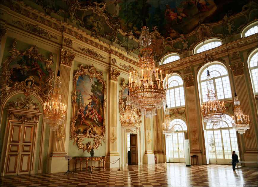 Дворец нимфенбург в мюнхене – история и достопримечательности по соседству – так удобно!  traveltu.ru