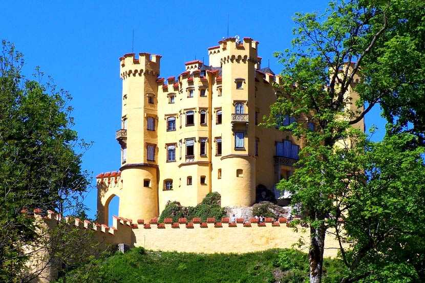 Замок хоэншвангау в германии: фото с описанием
