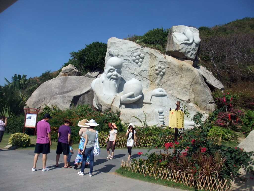 Достопримечательности острова хайнань с фото и описанием: парки, вулканы, музеи