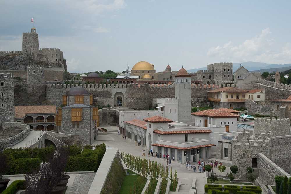 Легендарные крепости грузии. 100 великих замков