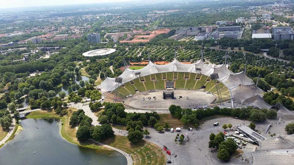Монреаль арена -  montreal arena