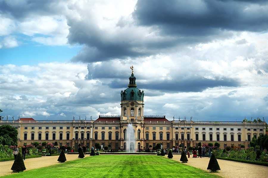 Замок шарлоттенбург в берлине: описание, история, как добраться