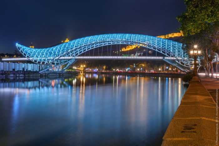 Мост мира описание и фото - грузия: тбилиси