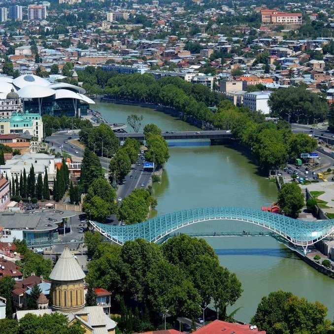 20 самых посещаемых достопримечательностей тбилиси