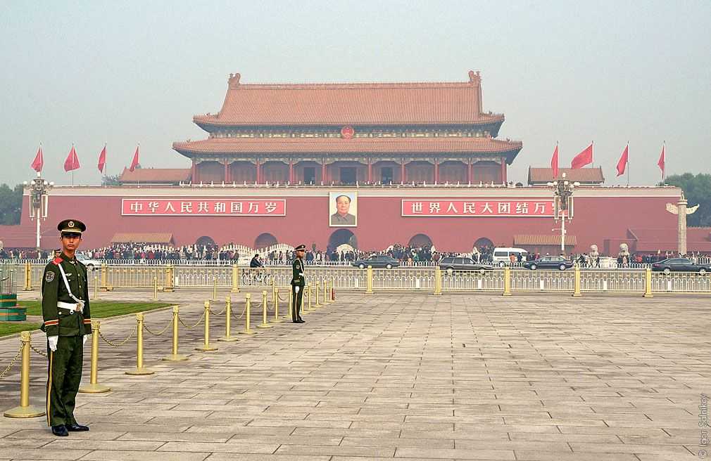 Площадь тяньаньмэнь в пекине: история и достопримечательности