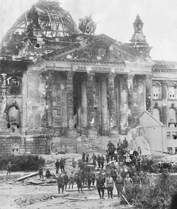 Рейхстаг в берлине – ужас фашизма и символ единой германии