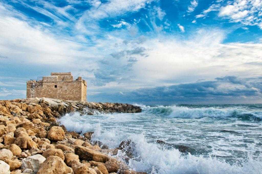 Киренийский замок - легендарная крепость северного кипра - достопримечательности кипра