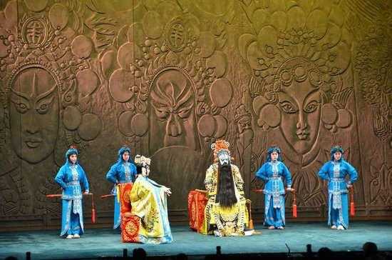 Китайский театр и опера - вековые традиции театрального искусства