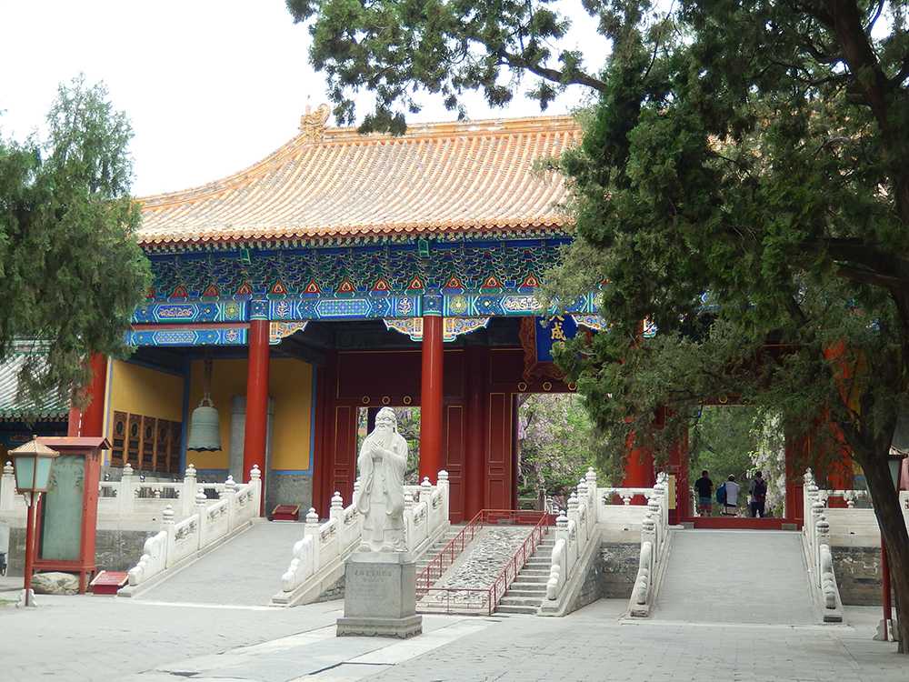 Ламаистский монастырь юнхэгун в пекине