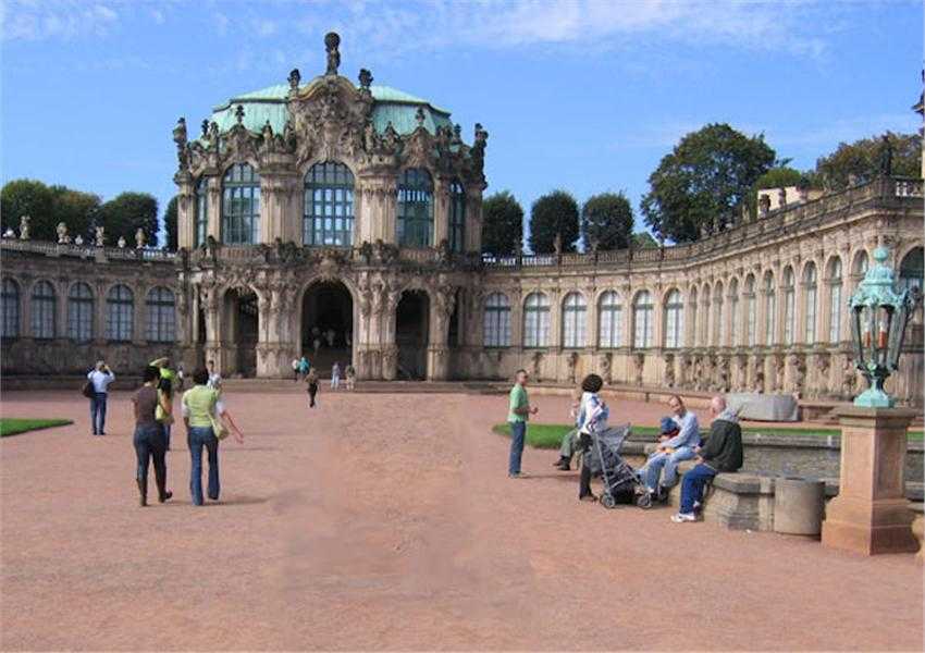 Фото Цвингера в Дрездене, Германия. Большая галерея качественных и красивых фотографий Цвингера, которые Вы можете смотреть на нашем сайте...