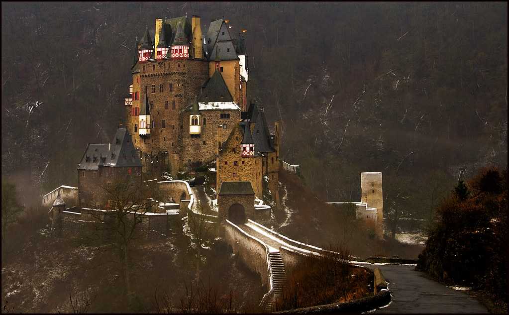 Замок эльц в городе österhof
