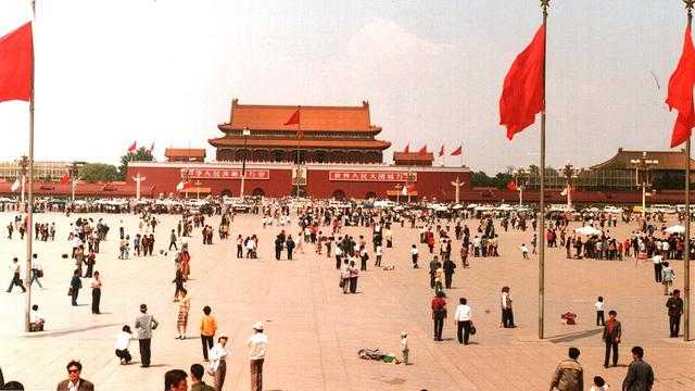 Площадь тяньаньмэнь: история, достопримечательности площади тяньаньмэнь в пекине. сердце китая | мир китая