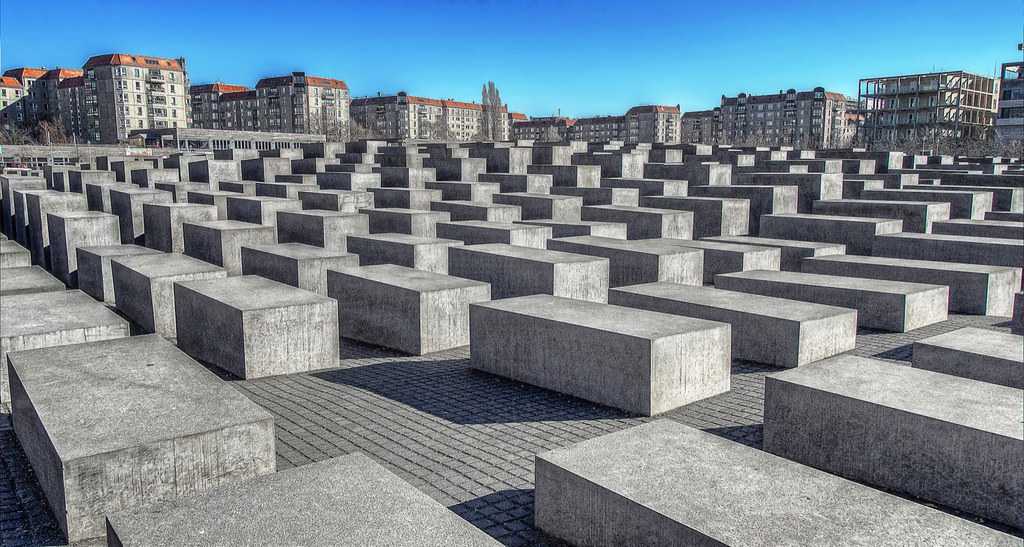 Холокост - самые пронзительные мемориалы памяти жертв холокоста