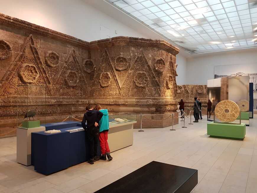 Пергамский музей в городе берлин