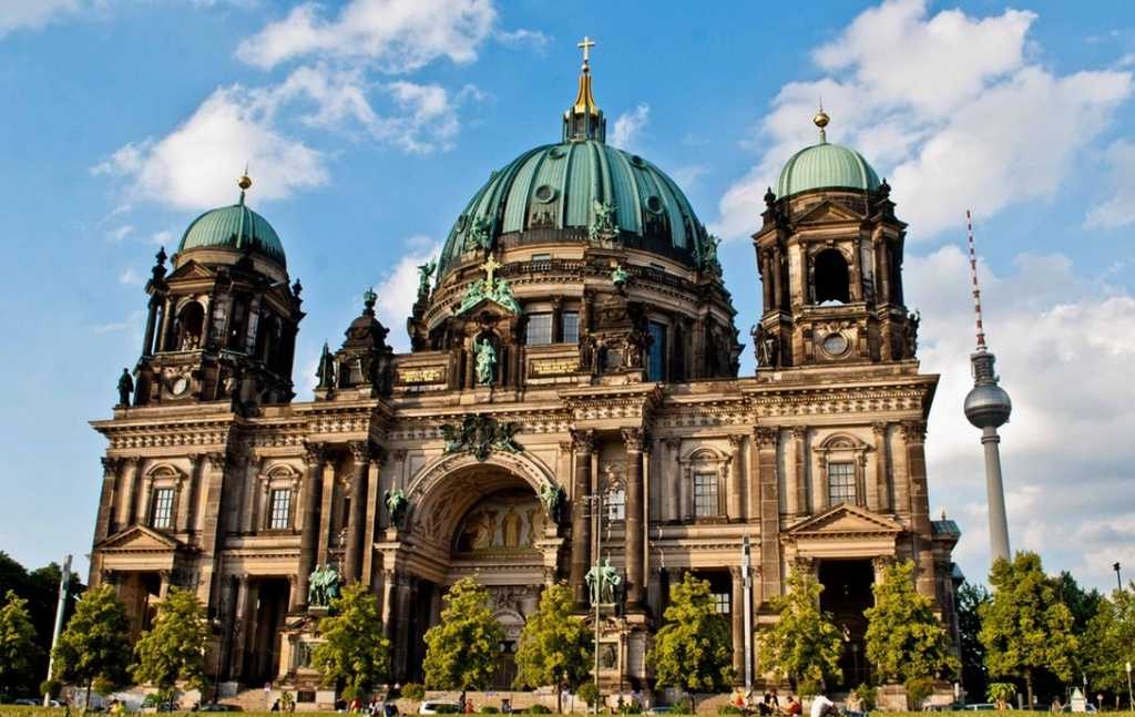 Берлинский кафедральный собор - история создания и уникальная архитектура