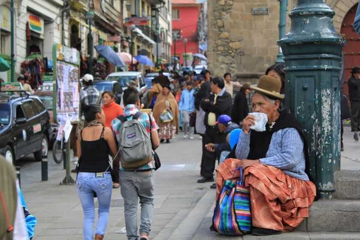 Подборка видео про Боготу от популярных программ и блогеров, которые помогут Вам узнать о городе Богота и Колумбии много нового и интересного