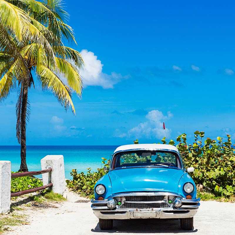Варадеро – курортный город на северном побережье Кубы, расположившийся в 140 км от Гаваны, в провинции Матансас Он занимает полуостров Икакос и является центром одной из самых крупных курортных зон в Карибском регионе Природа наделила эту местность замеча