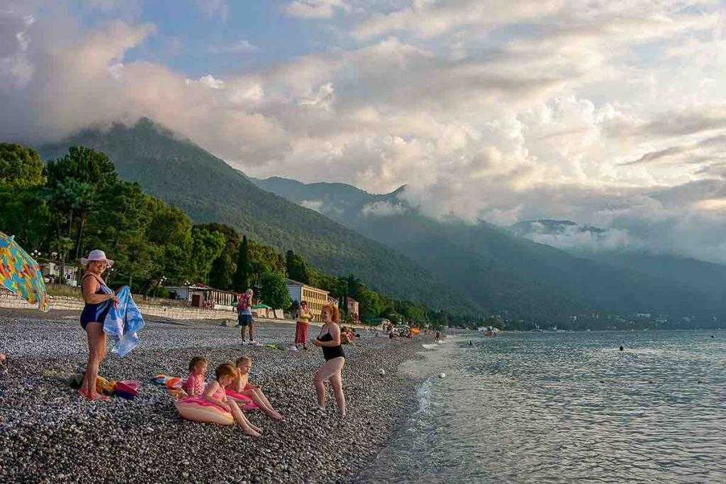 Отдых в грузии: где отдохнуть на море