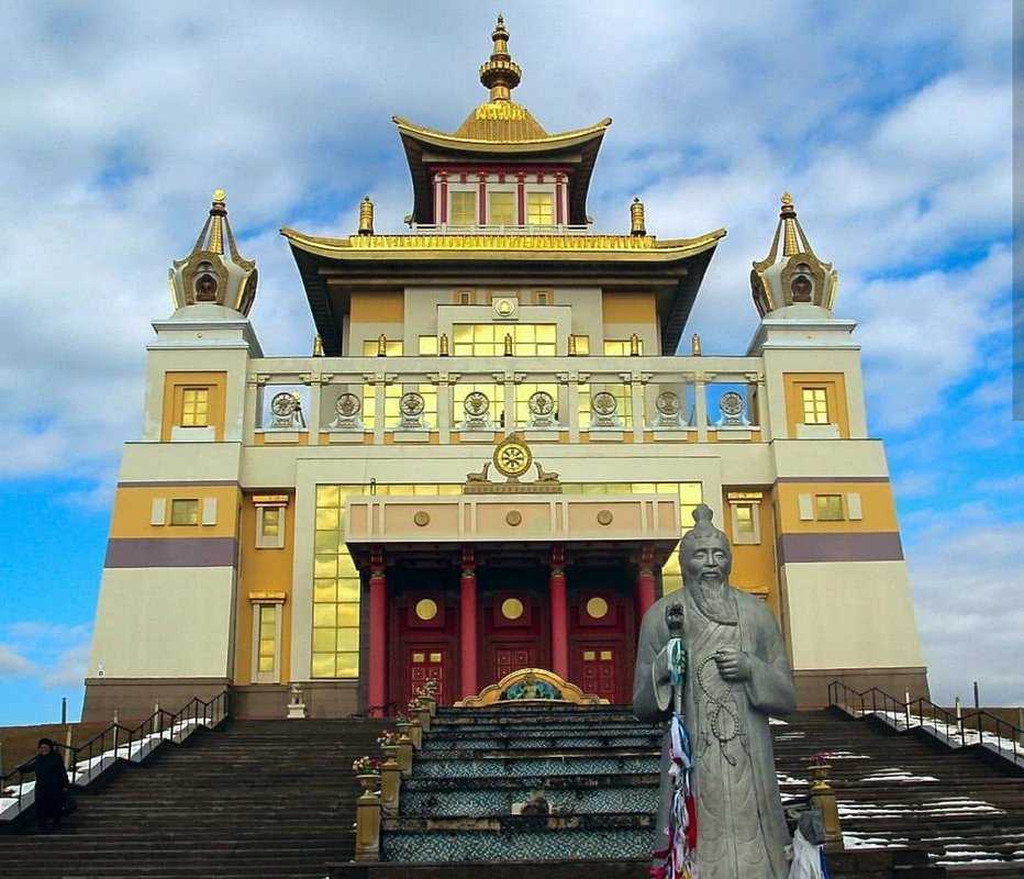 Храм нефритового будды