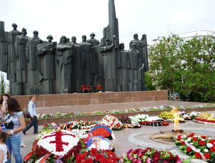 10 впечатляющих памятников героям великой отечественной войны