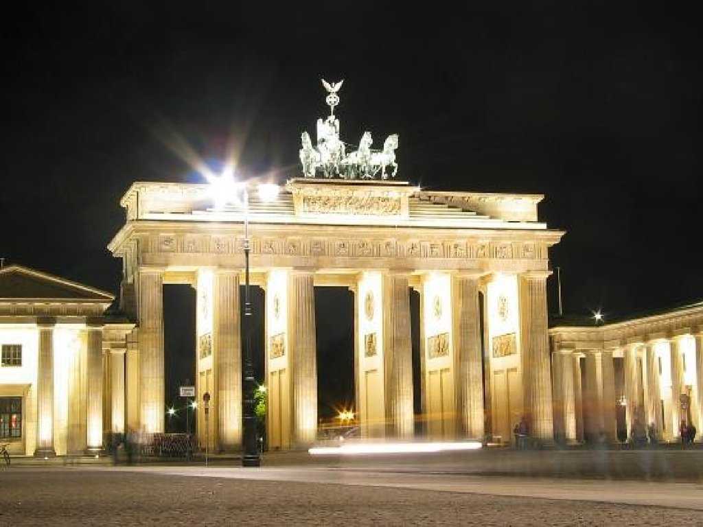 Бранденбургские ворота в берлине: как создавались, архитектура и значение в истории