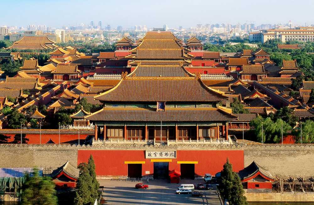Ихэюань (летний императорский дворец) — достопримечательность пекина