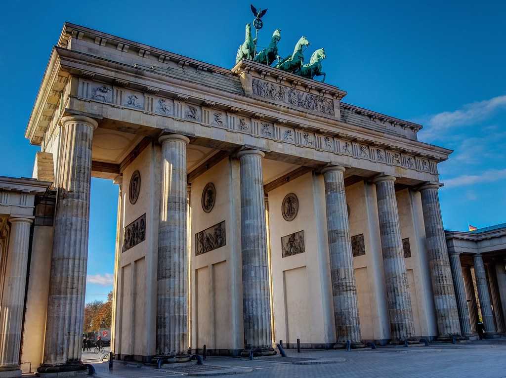 Бранденбургские ворота фото