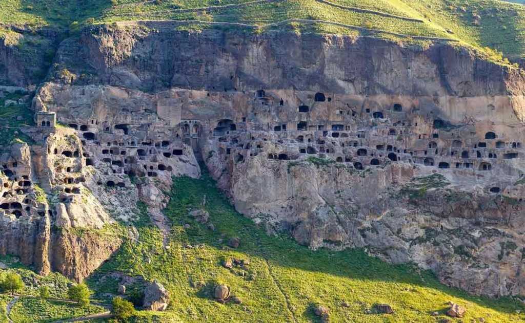 Пещерный город вардзия: фото и видео, как добраться (карта) — грузия