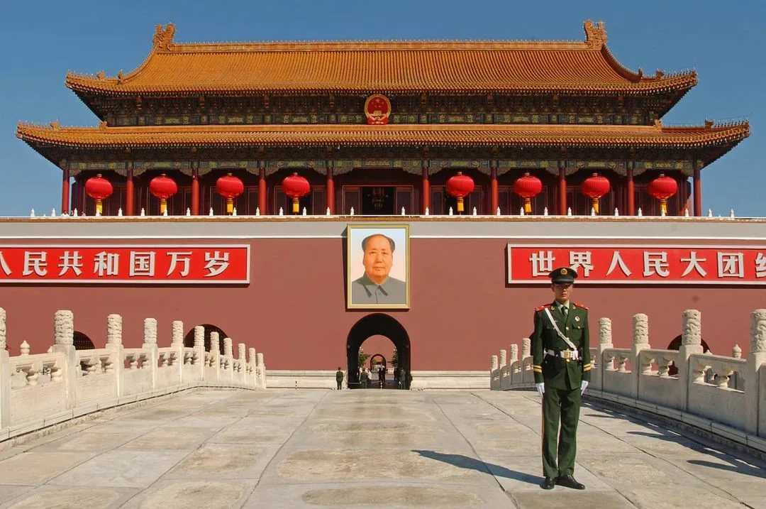 Главная площадь пекина – тяньаньмэнь