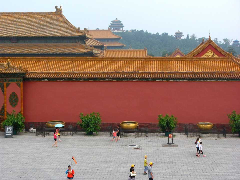 Летний императорский дворец ихэюань в пекине