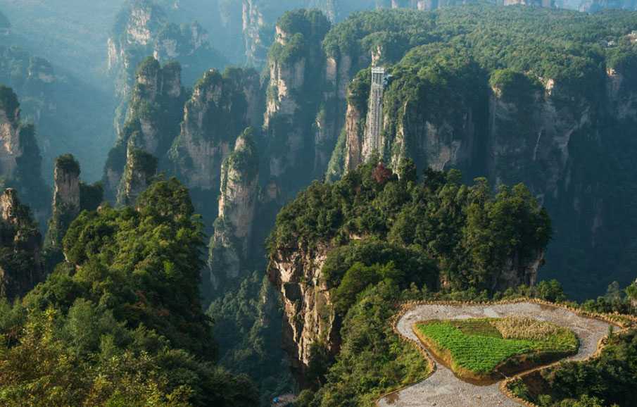 Национальный парк чжанцзяцзе и горы аватара в китае