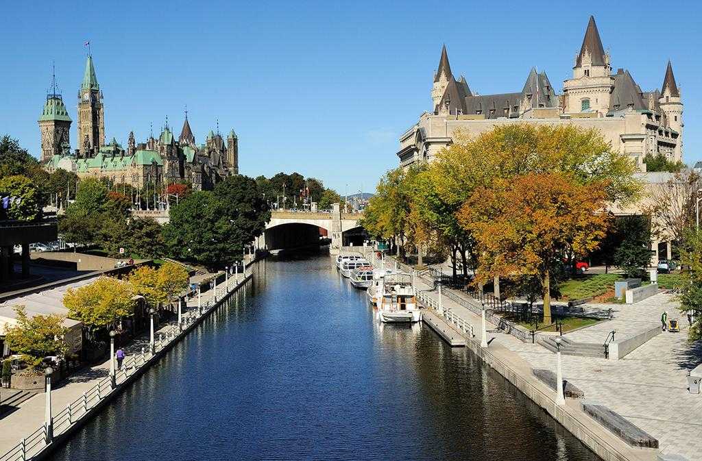 Оттава какое государство. Столица Канады Оттава достопримечательности. Оттава-Карлтон. Канал Ридо в Оттаве столица Канады. Оттава-Карлтон города Онтарио.