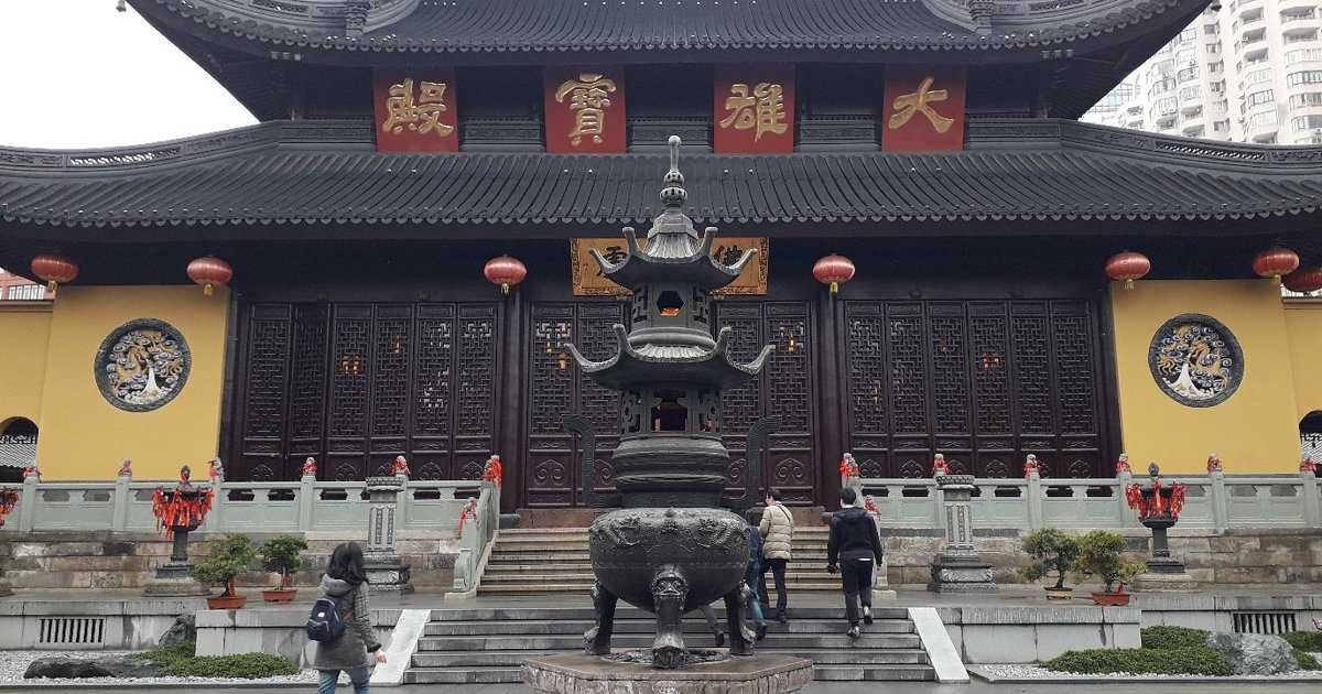 Храм нефритового будды в шанхае – чудеса и драгоценное великолепие