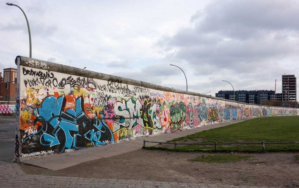 Стена берлин