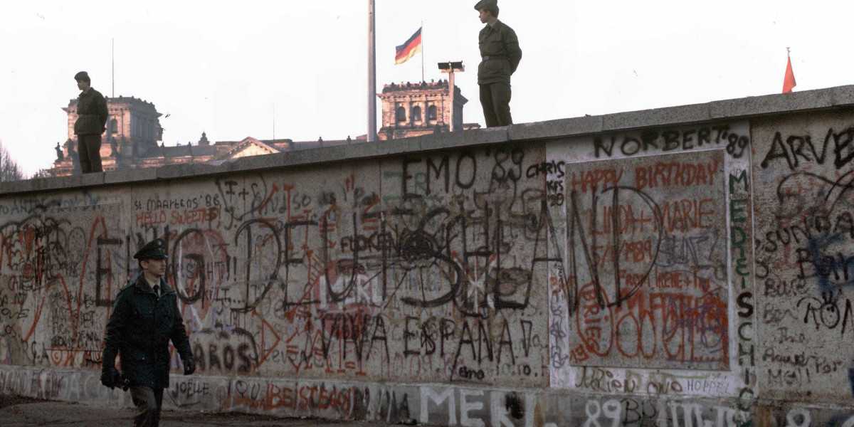 Позорная стена, или кто и как разделил берлин на две части | германия и мир