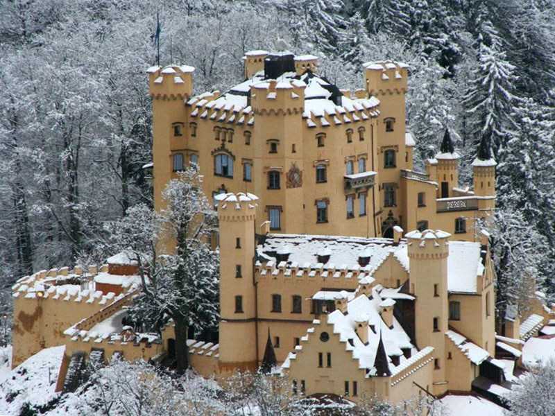 Замок нойшванштайн, германия (бавария). как добраться из мюнхена, экскурсии, билеты, отели рядом, история, легенды, официальный сайт, фото – туристер.