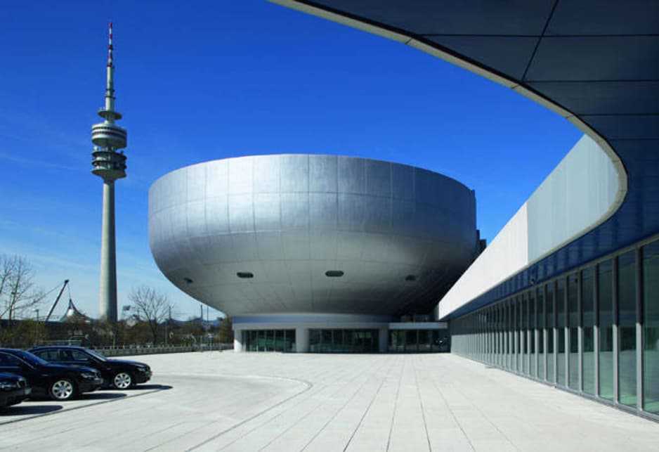 Музей bmw: эстетика технологий из баварии