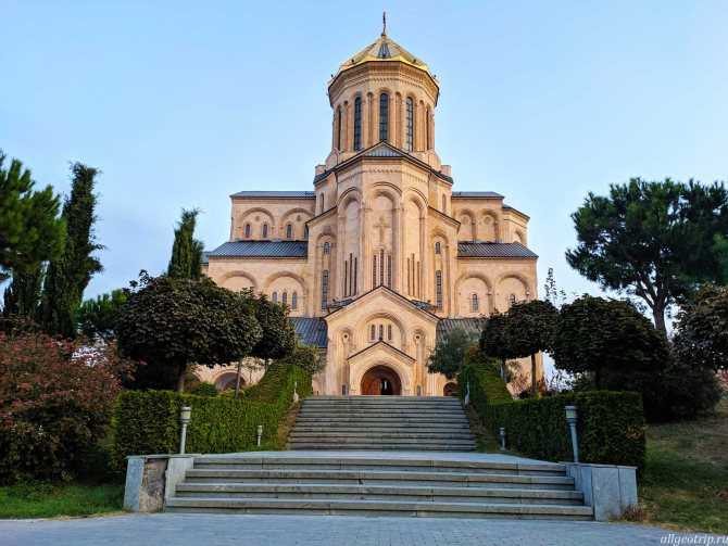 Самеба собор святой троицы | отдых в грузии
