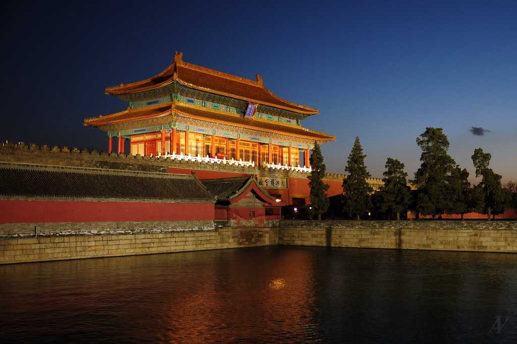 Запретный город в пекине (гугун) - дворец императоров поднебесной