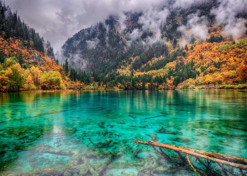10 самых необычных озер  на нашей планете.
