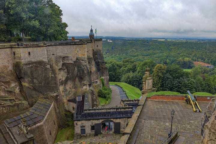 Крепость кёнигштайн саксонская швейцария: история и достопримечательности комлекса