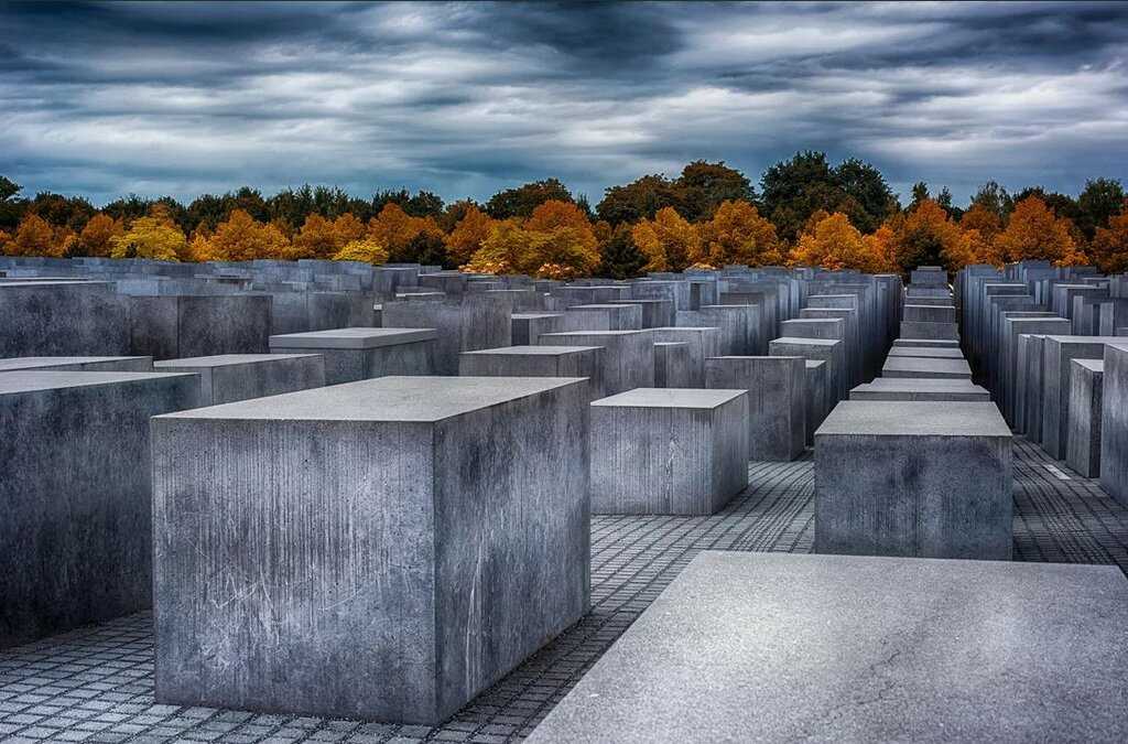 Холокост.памятники « николлетто