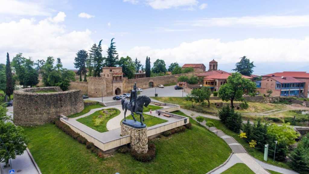 14 достопримечательностей города сигнахи в грузии: что посмотреть в окрестностях и самом городе любви