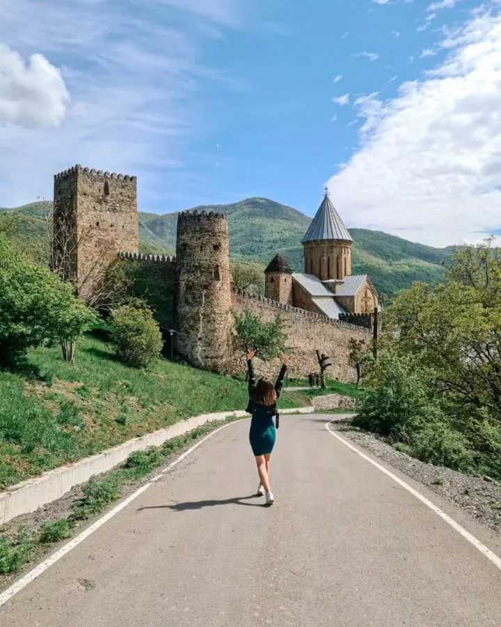 Крепость ананури 70км от тбилиси: фото, советы пере посещение достопримечательности