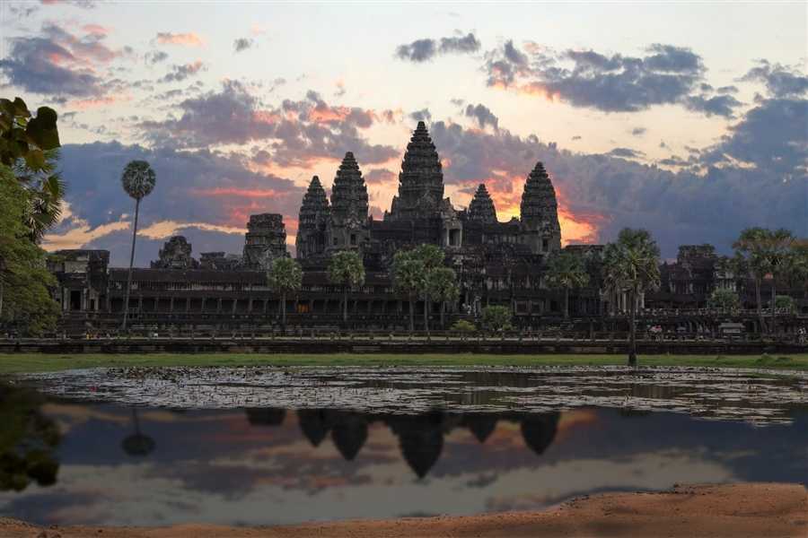 Храмовый комплекс ангкор в камбодже