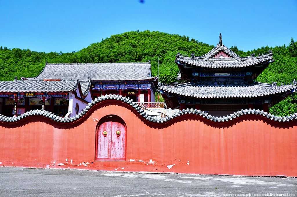 Храм конфуция, пекин (китай): история, фото, как добраться, адрес
на карте и время работы в 2021 - 2022